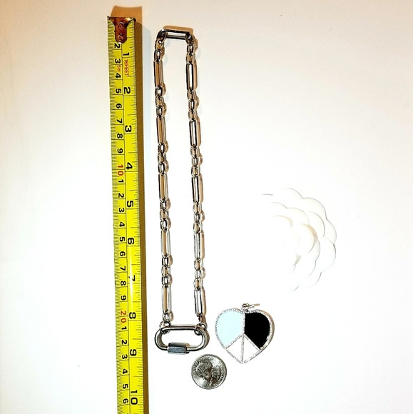 Carabiner Paperclip Chain with Enamel Peace Heart - Picture 4 of 5